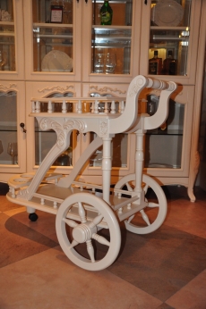 5513-B餐车百合臻品